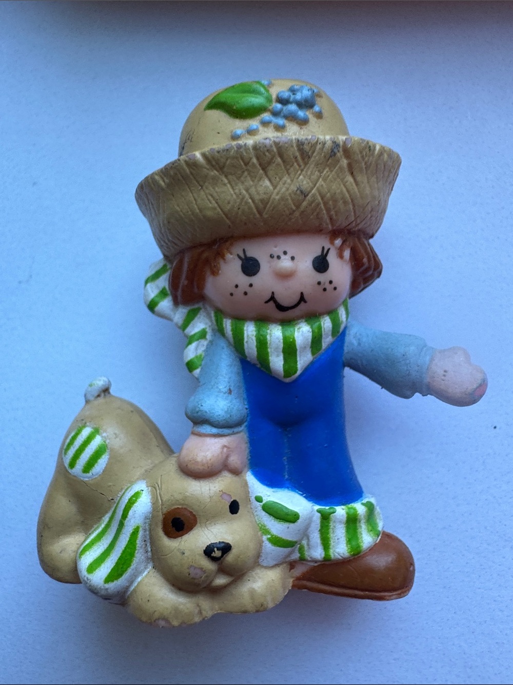 Strawberry shortcake figurine - Blueberry with Dog collectible toy